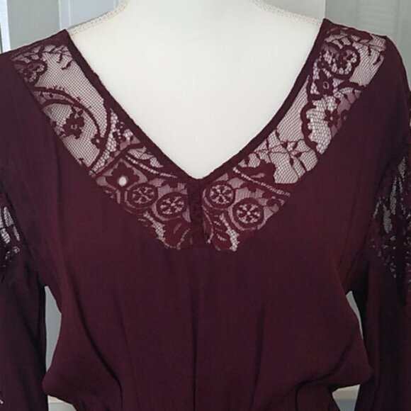 NEW BB Dakota Larsen Lace Paneled Romper in Aubergine - Picture 3 of 14